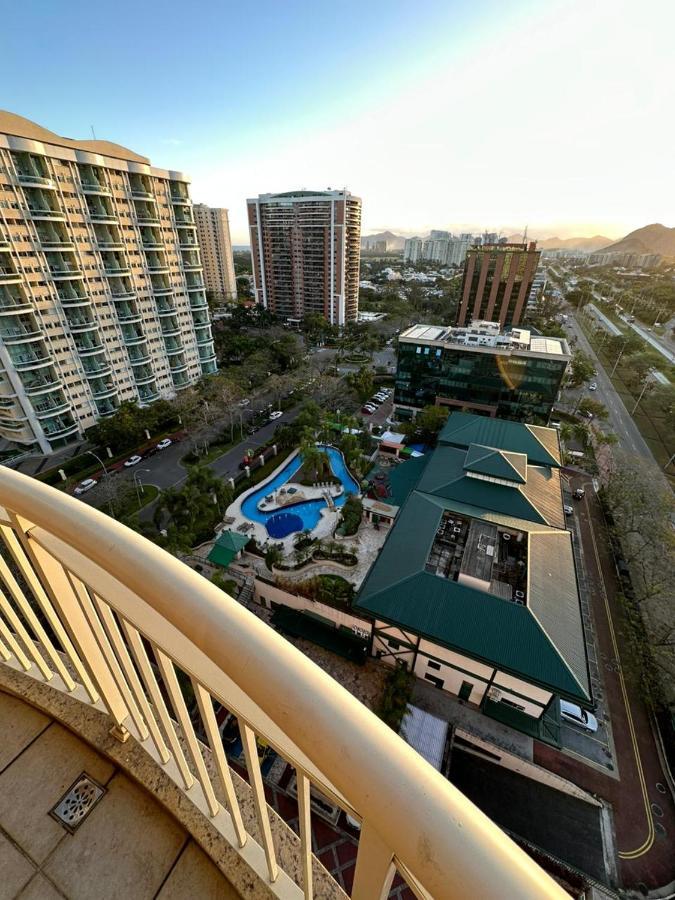Flat Com Vista Panoramica -15- Na Barra Da Tijuca - Estacionamento Gratuito - Frigobar - Ar Condicionado - Piscina - Academia - Balsa Para Praia Gratis - Varanda - Vista Parcial Mar E Lagoa Rio de Janeiro Eksteriør billede