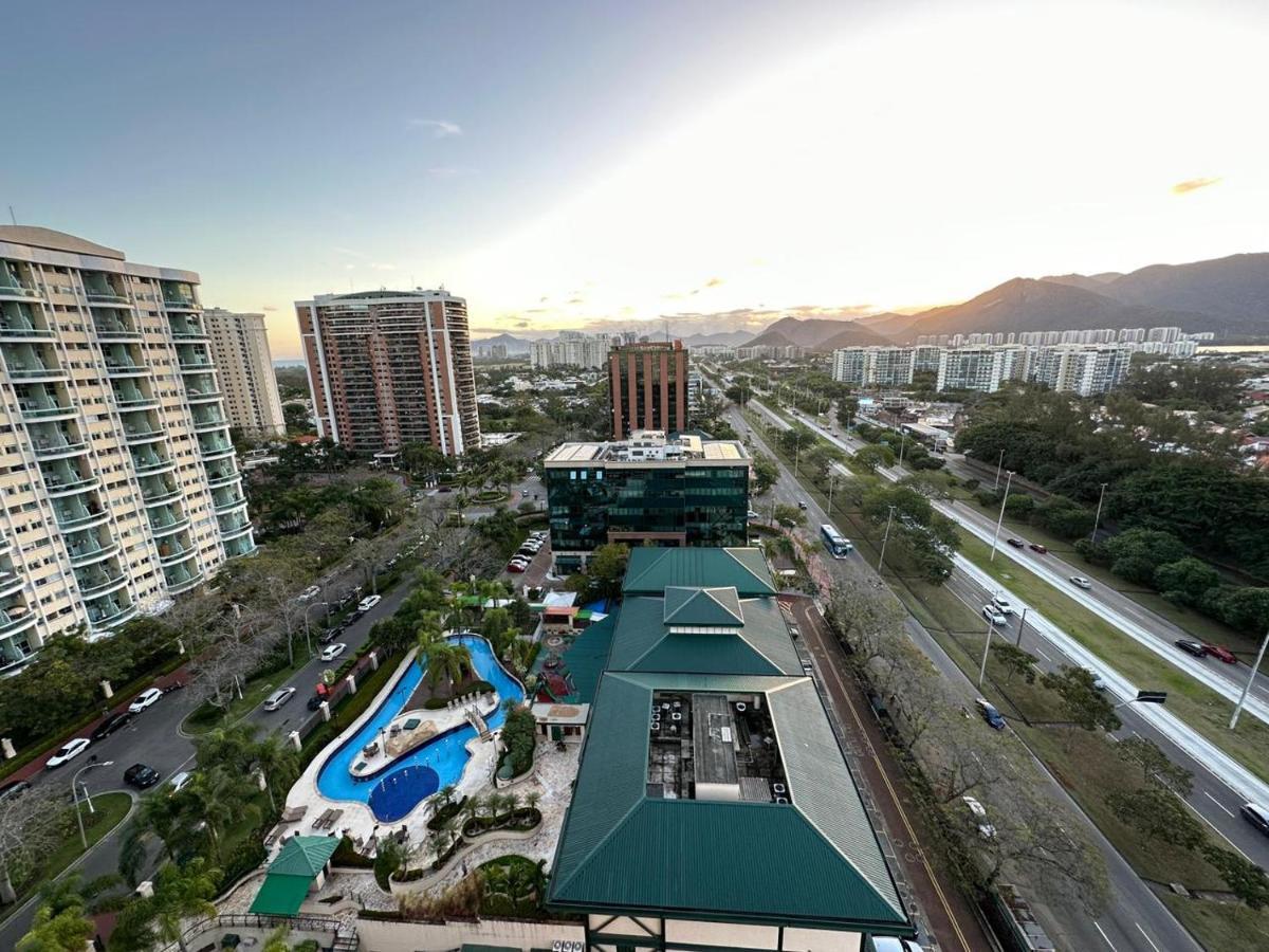 Flat Com Vista Panoramica -15- Na Barra Da Tijuca - Estacionamento Gratuito - Frigobar - Ar Condicionado - Piscina - Academia - Balsa Para Praia Gratis - Varanda - Vista Parcial Mar E Lagoa Rio de Janeiro Eksteriør billede