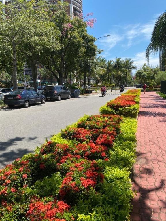 Flat Com Vista Panoramica -15- Na Barra Da Tijuca - Estacionamento Gratuito - Frigobar - Ar Condicionado - Piscina - Academia - Balsa Para Praia Gratis - Varanda - Vista Parcial Mar E Lagoa Rio de Janeiro Eksteriør billede