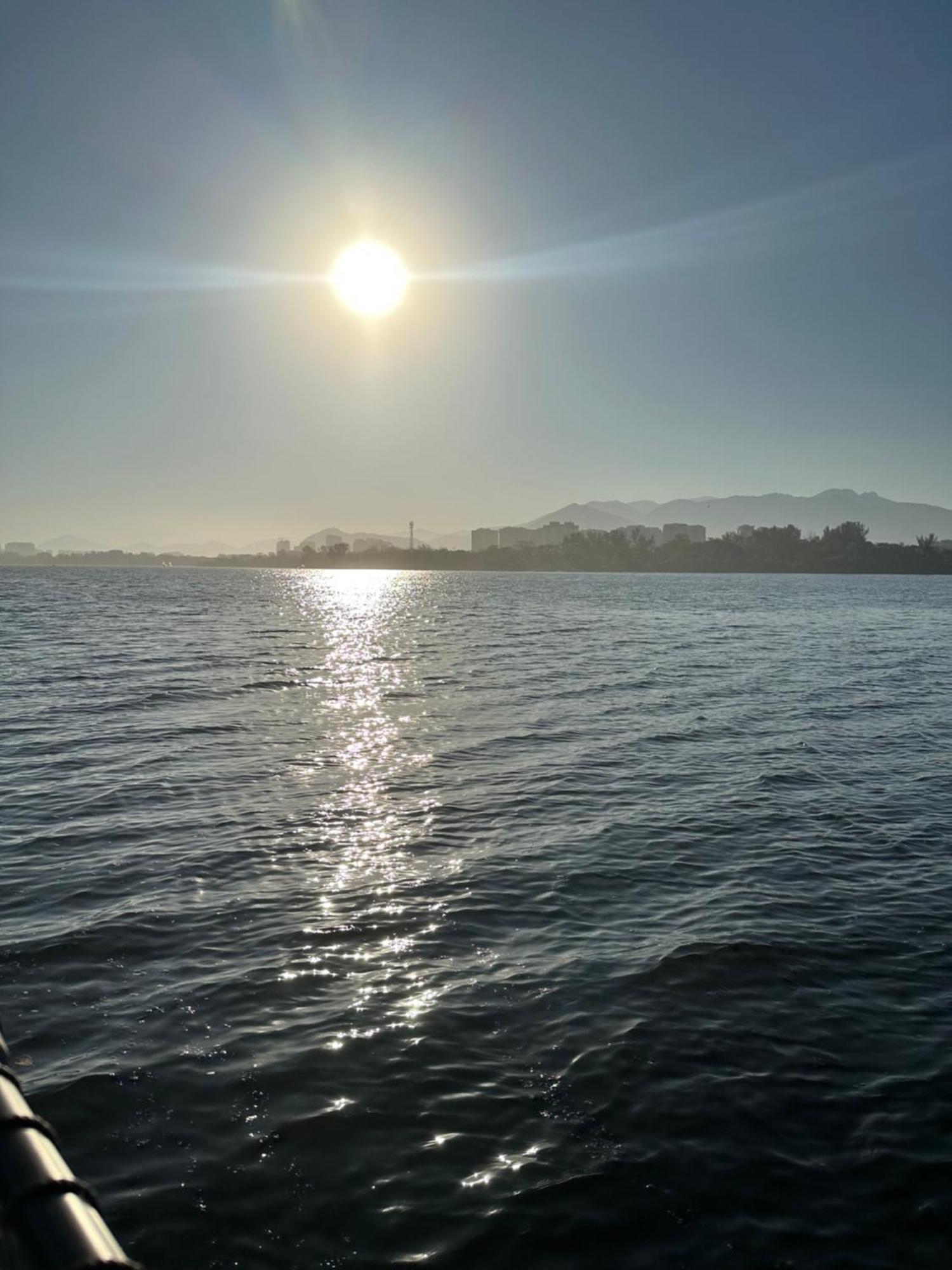 Flat Com Vista Panoramica -15- Na Barra Da Tijuca - Estacionamento Gratuito - Frigobar - Ar Condicionado - Piscina - Academia - Balsa Para Praia Gratis - Varanda - Vista Parcial Mar E Lagoa Rio de Janeiro Eksteriør billede