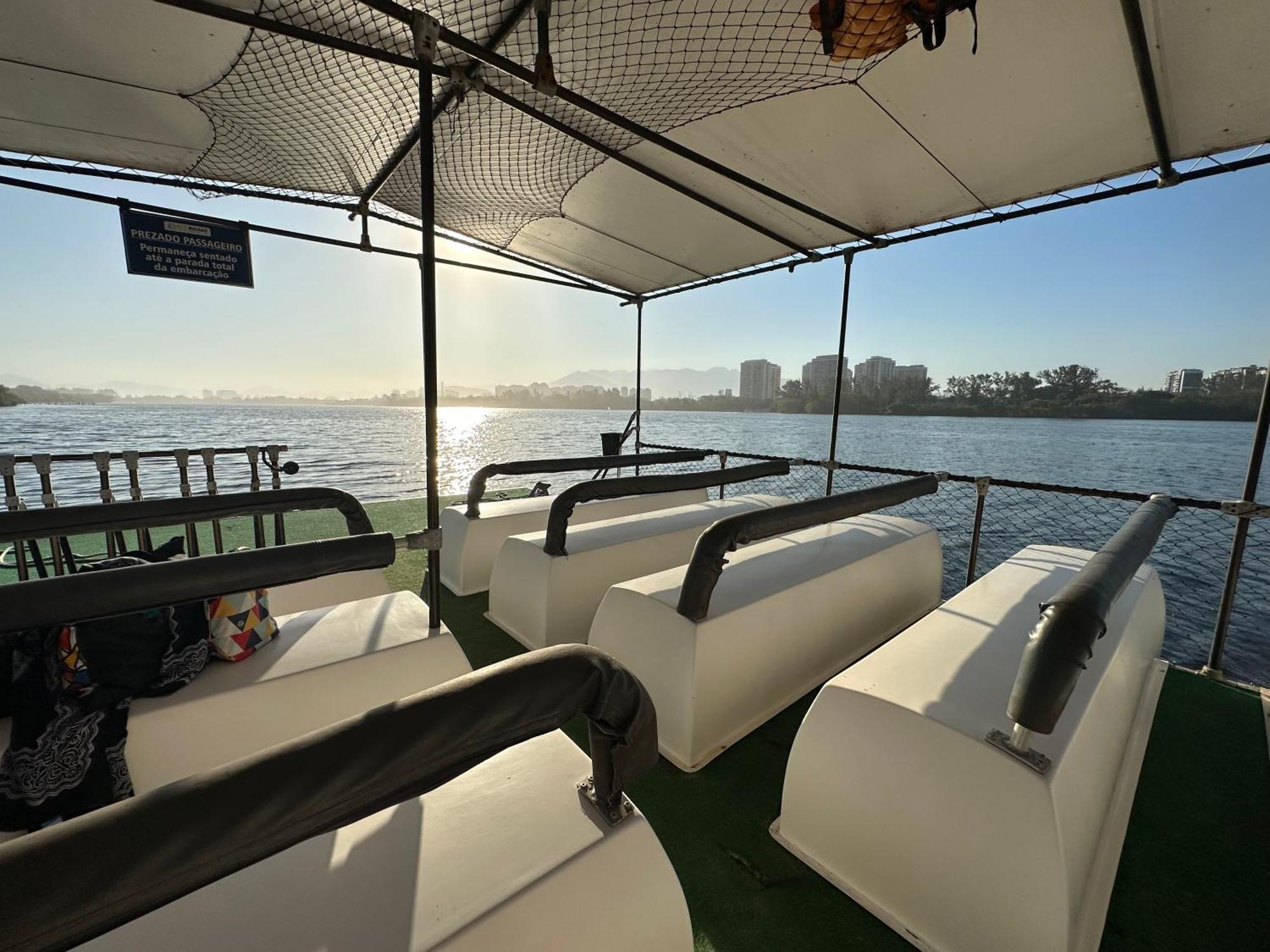 Flat Com Vista Panoramica -15- Na Barra Da Tijuca - Estacionamento Gratuito - Frigobar - Ar Condicionado - Piscina - Academia - Balsa Para Praia Gratis - Varanda - Vista Parcial Mar E Lagoa Rio de Janeiro Eksteriør billede