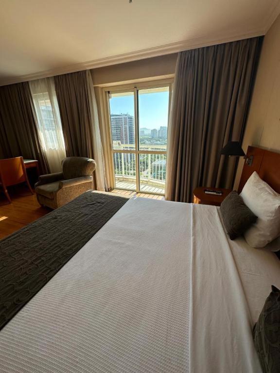 Flat Com Vista Panoramica -15- Na Barra Da Tijuca - Estacionamento Gratuito - Frigobar - Ar Condicionado - Piscina - Academia - Balsa Para Praia Gratis - Varanda - Vista Parcial Mar E Lagoa Rio de Janeiro Eksteriør billede
